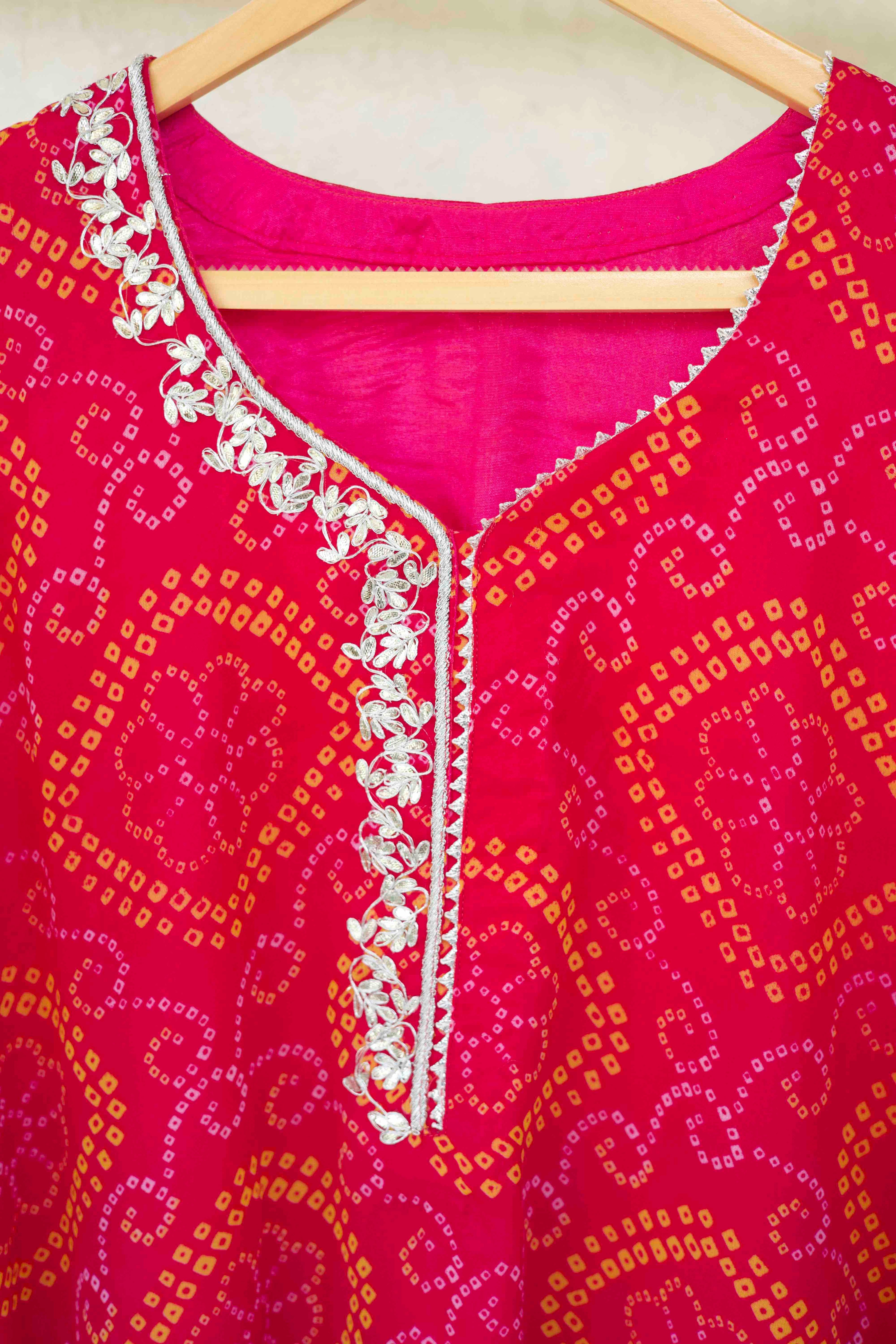 Rani Noor Bandhni Set