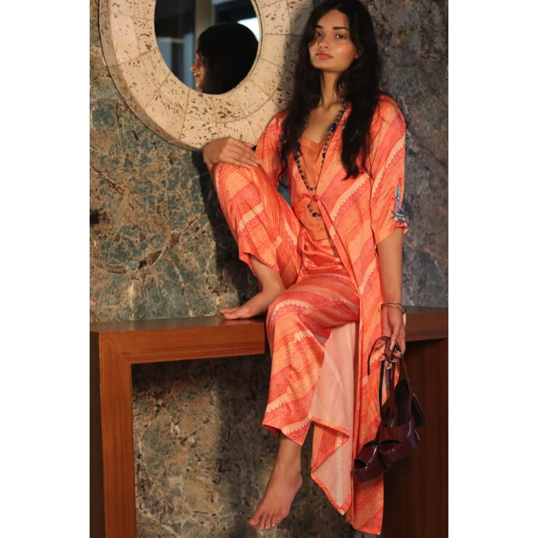 Gulnaar Leher Set