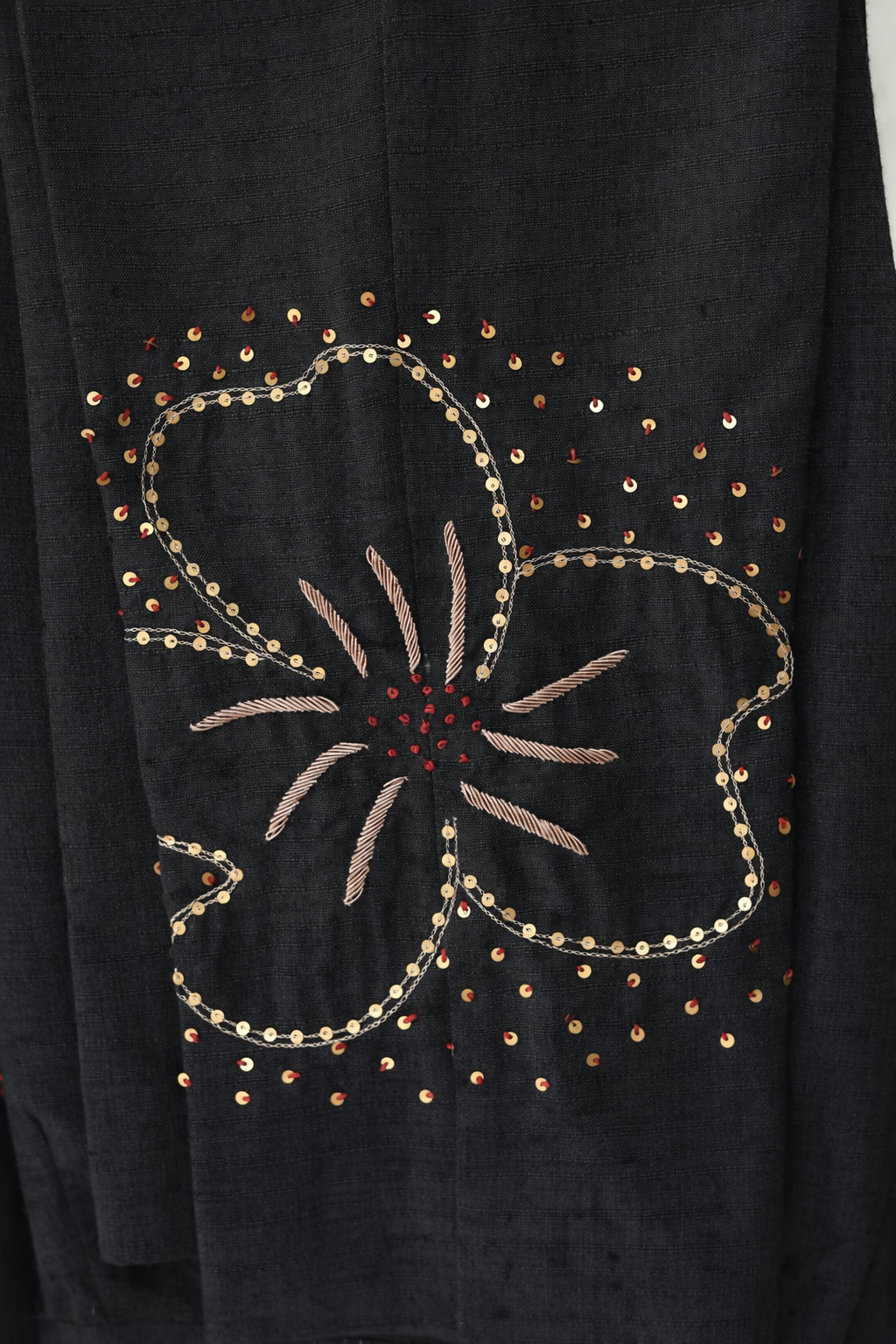 Kaali Sitara Kurta Set