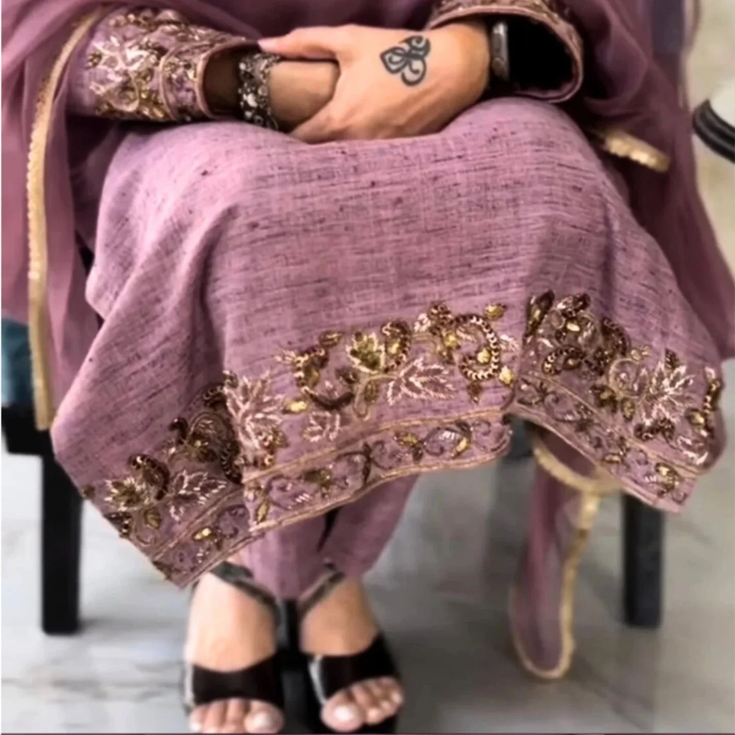 Gulnaar Grace Kurta Set